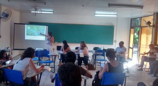 Mesa Redonda “Os desafios à pesquisa etnográfica: práticas de pesquisa em situações de conflito referidas às chamadas novas etnias” durante a 30ª Reunião Brasileira de Antropologia