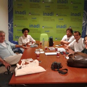 Reunião de trabalho para discutir a oficina de mapas com a Sociedad Caboverdeana de Dock Sud, Buenos Aires