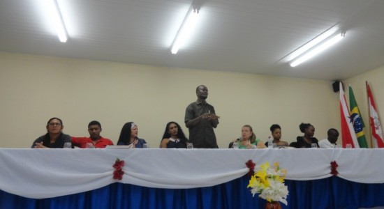 CAMPUS UNIVERSITARIO DO MARAJÓ – SOURE DA UFPA RECEPCIONA AOS QUENIANOS E ACOMPANHA LANÇAMENTO DO BOLETIM INFORMATIVO 7 - DIREITOS TERRITORIAIS. TERRITÓRIOS DE POVOS E COMUNIDADES TRADICIONAIS NO ARQUIPÉLAGO DE MARAJÓ