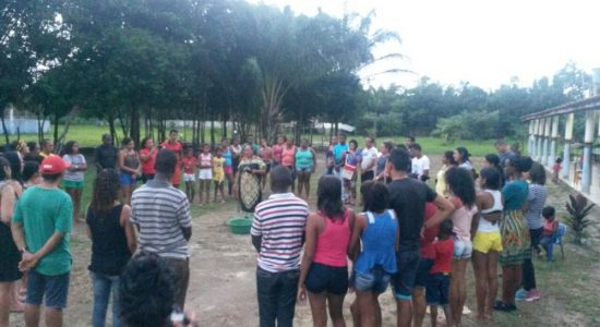 QUILOMBOLAS DE SALVATERRA, PONTA DE PEDRAS E BARCARENA DIALOGAM COM OS VISITANTES QUENIANOS NA  ESCOLA  BENEDITO TOMÁS CARNEIRO, COMUNIDADE QUILOMBOLA DE PAU FURADO, SALVATERRA