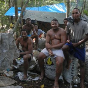 Matéria The Guardian, sobre Cachoeira Porteira: Their forefathers were enslaved. Now, 400 years later, their children will be landowners