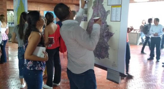 EXPOSIÇÃO DE MAPAS E CROQUIS DE POVOS E COMUNIDADES TRADICIONAIS