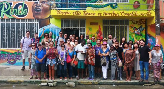 RESISTÊNCIAS CONSTRUIDAS PELOS AFROCOLOMBIANOS EN COMUNAS Y BARRIOS CONTRA O MEGAPROJETO COMPLEXO PORTUARIO DE BUENAVENTURA, COLOMBIA