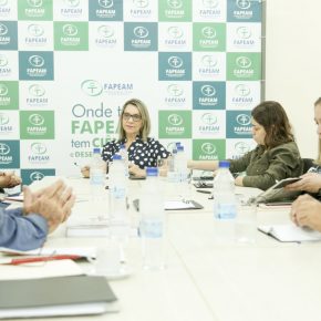 Fapeam e UEA debatem projetos de pesquisas
