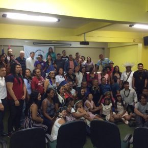 DEPUTADA FEDERAL JOÊNIA WAPICHANA SE REÚNE COM LIDERANÇAS INDÍGENAS NA CIDADE DE MANAUS-AM